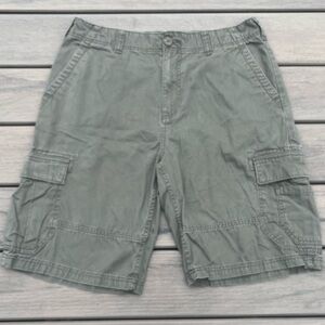 American Rag; Olive/Grey; Classic Wide Leg; MultiPocket Cargo Shorts; Waist 34